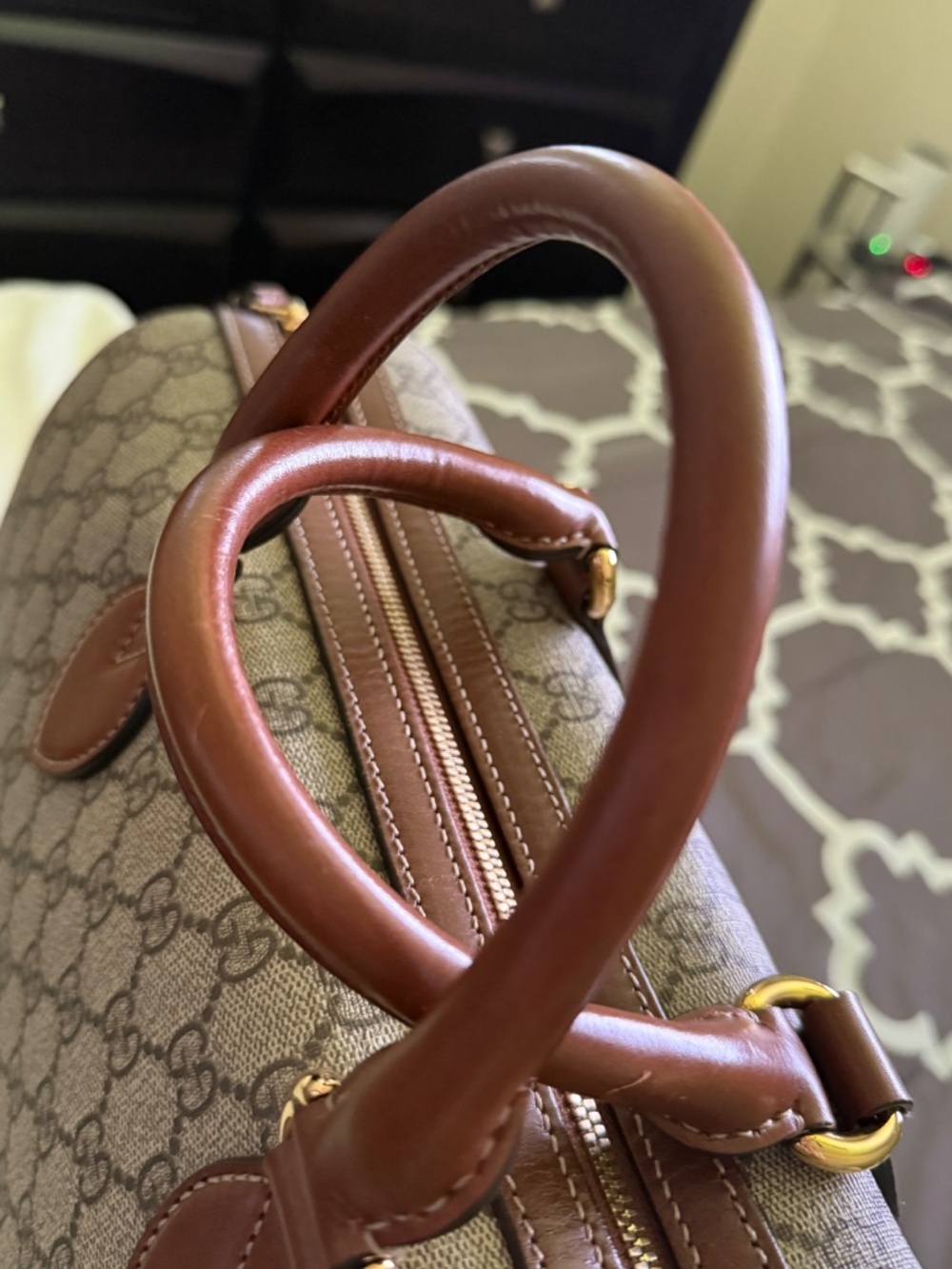 Gucci (Large) - Picture 13 of 13